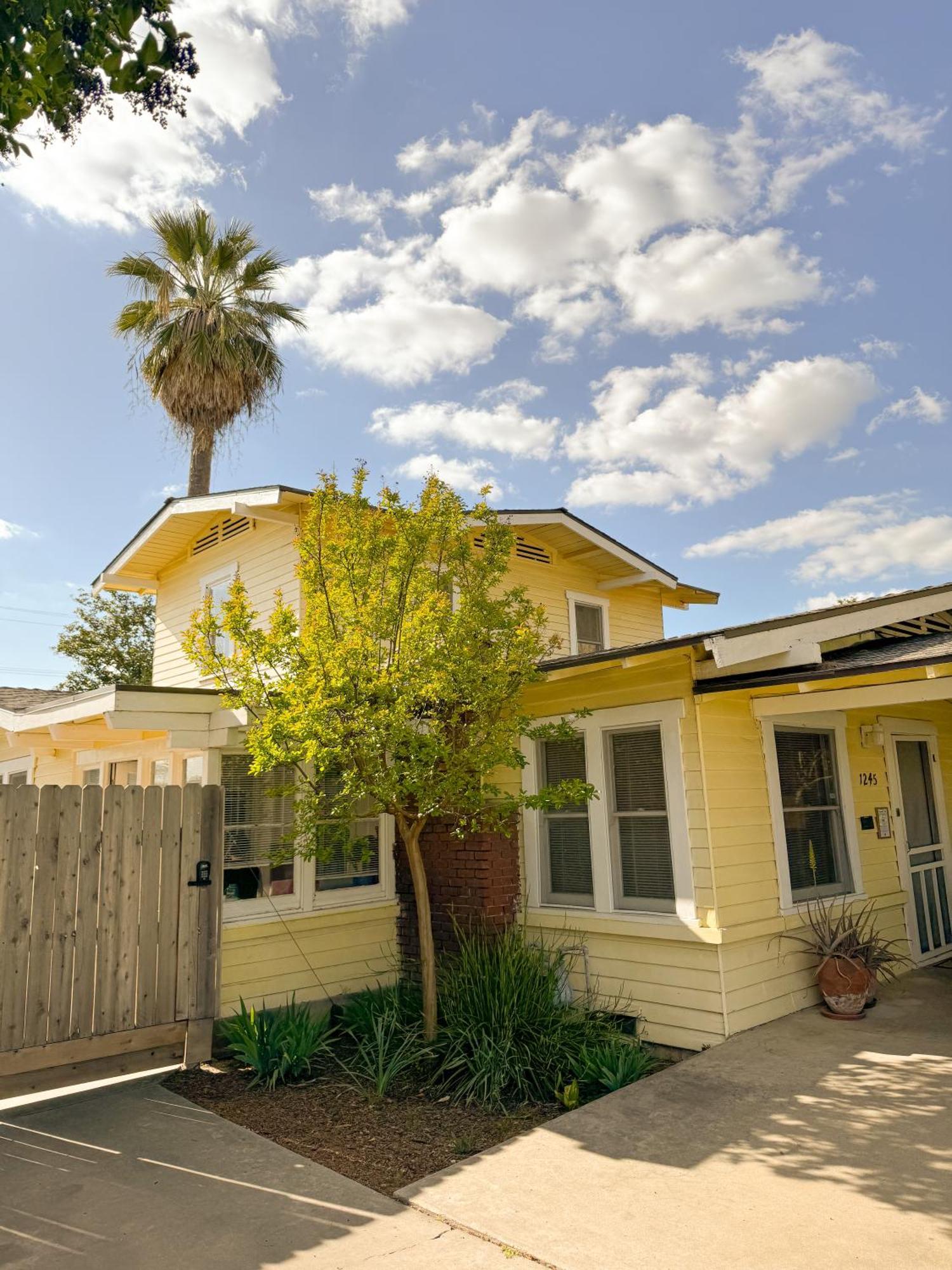 The Good Manor Pansiyon Fresno Dış mekan fotoğraf